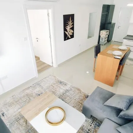 Apartment Caesar & New! 1 Bedroom With Superb Balcony