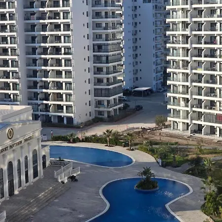 Luxury With Pool View At Caesar